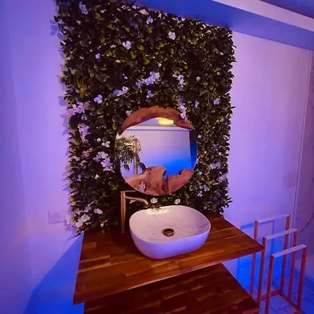 Jungle Suite, Jacuzzi A 7 Min De La Mer Calais Exterior foto