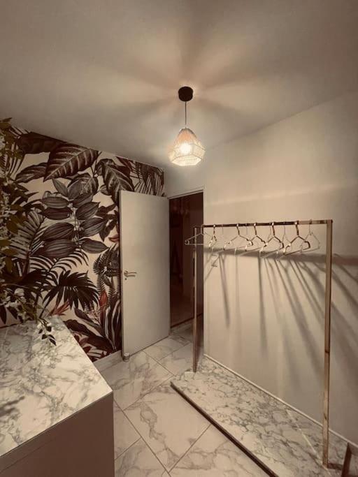 Jungle Suite, Jacuzzi A 7 Min De La Apartment